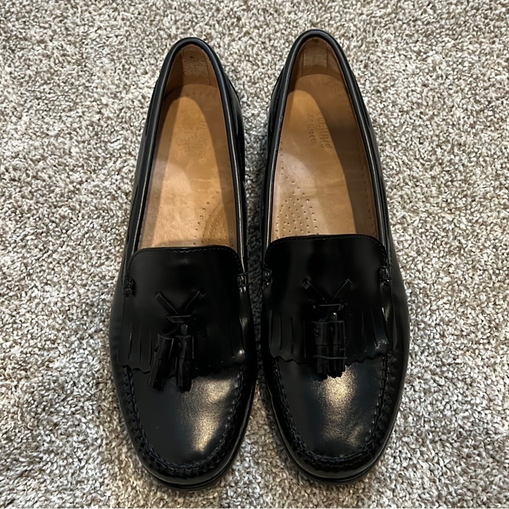 G.H. Bass Weejuns Jaclyn Black Loafers - 10W
